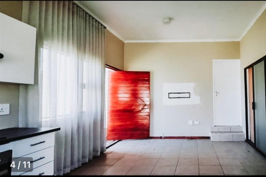 3 Bedroom Property for Sale in Cove Rock Eastern Cape
